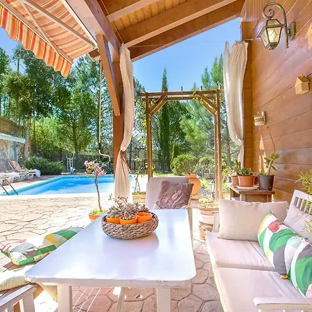 Villa Pacha Mont Barbat